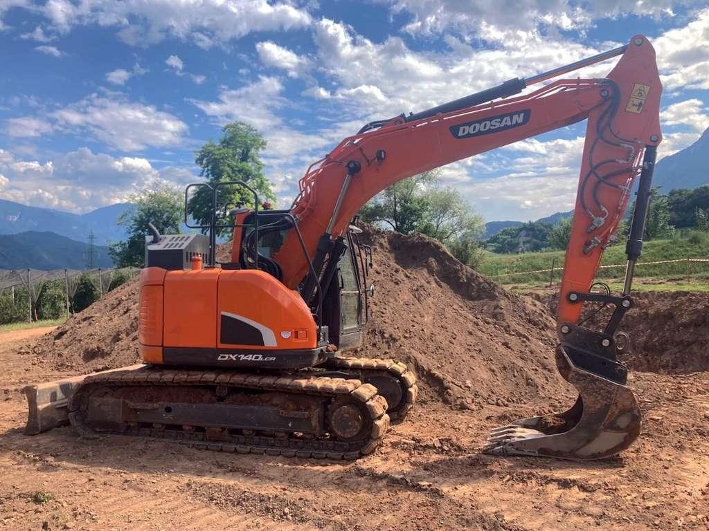 Doosan DX140LCR- Photo 3