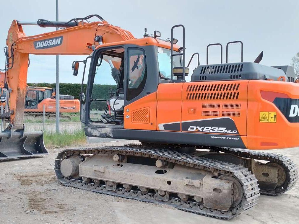 Doosan DX235NLC-5- Photo 2