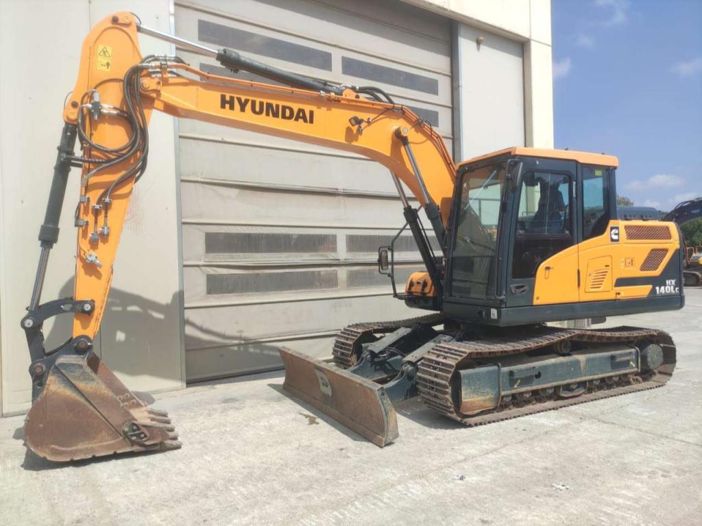 Hyundai HX140LDC- Photo 4