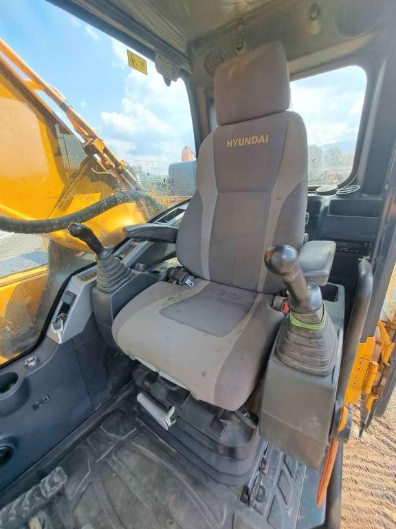 Hyundai R330LC-9A- Photo 8