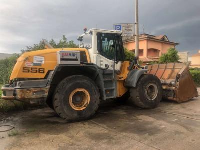 Liebherr L556