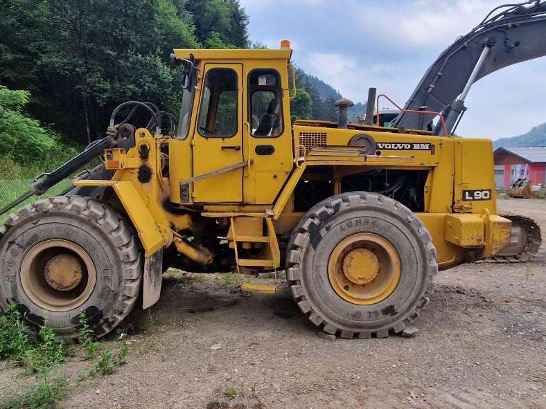 Volvo L90- Photo 4